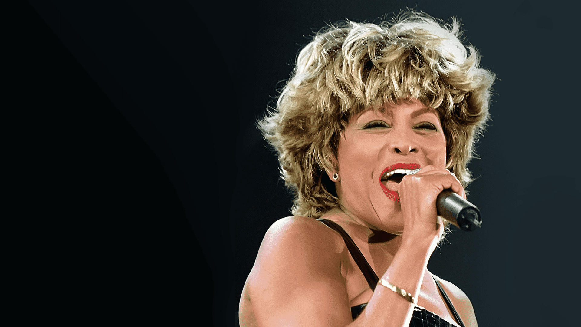 Tina Turner Tina Turner Performs What’s Love Got To Do With It at the World Music Awards