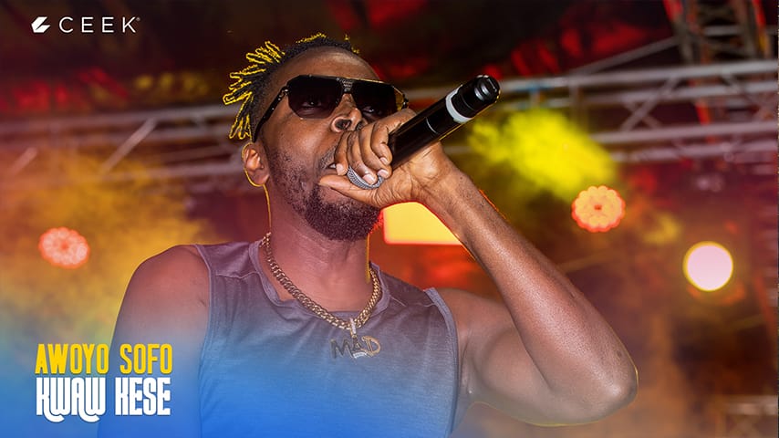 Kwaw Kese Performs "Awoyo Sofo ft Kofi Mole"